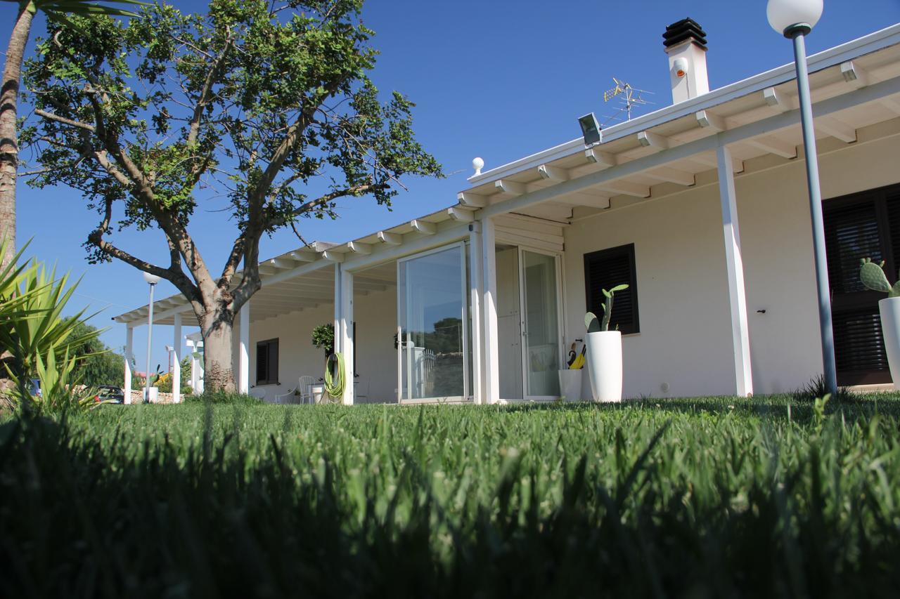 Relais Lali' Pension Mottola Buitenkant foto