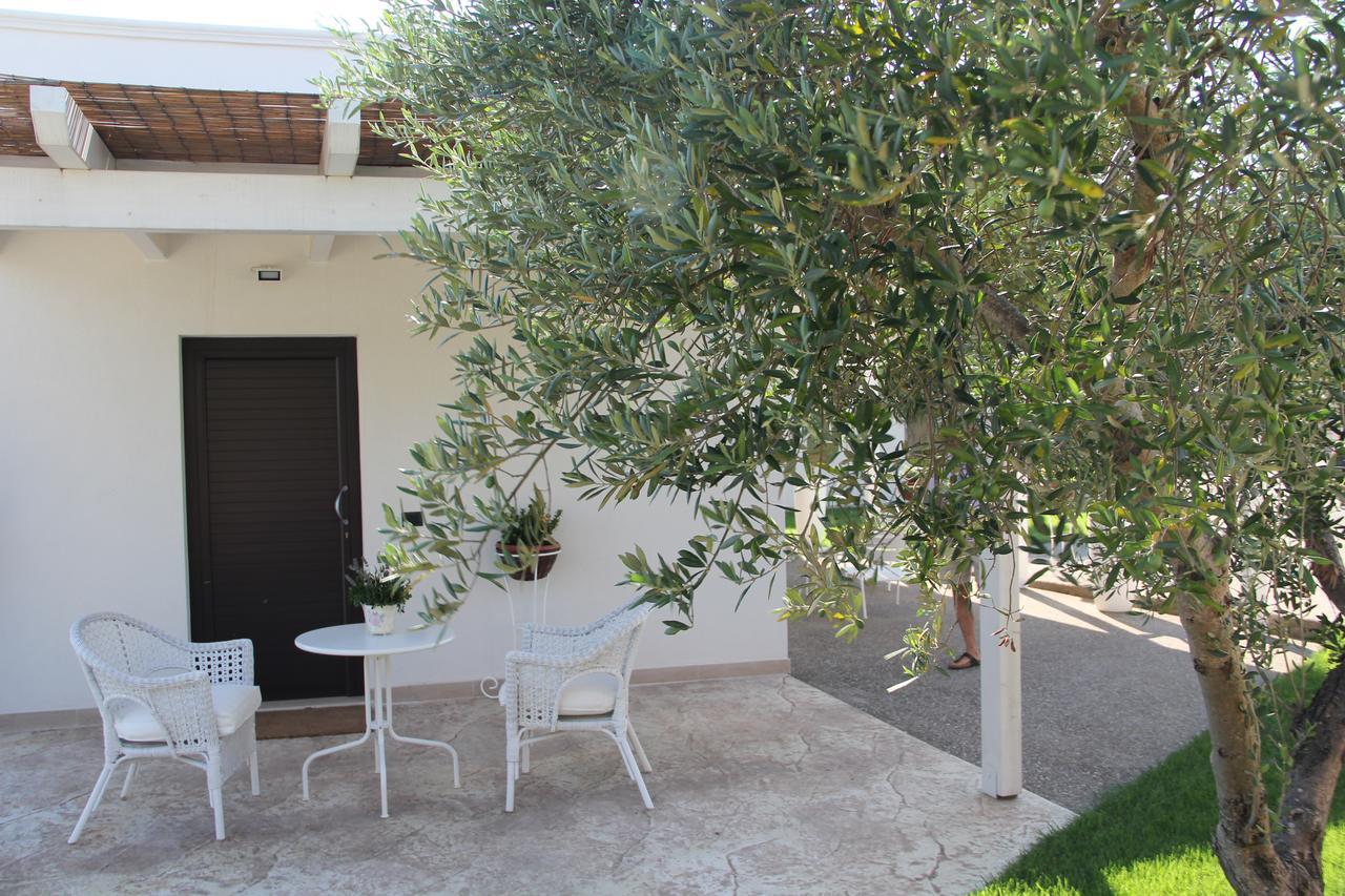 Relais Lali' Pension Mottola Buitenkant foto